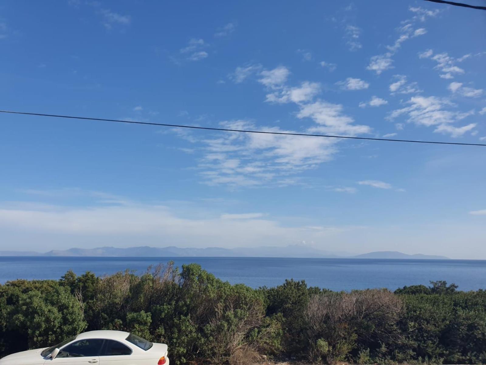 Stephie'S Apartment By The Sea Rafina  Exterior photo